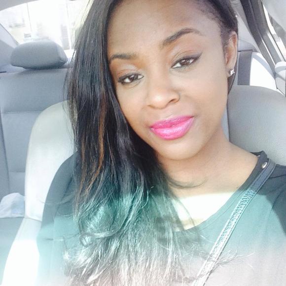 Meet your Posher, Courtney - Picture 1 of 1